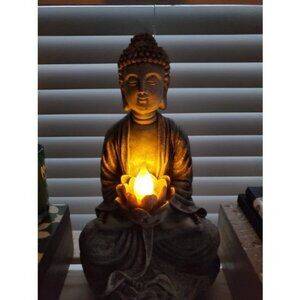 Buddha Statue for Home and Outdoor Decor Solar Powered Flickering LED